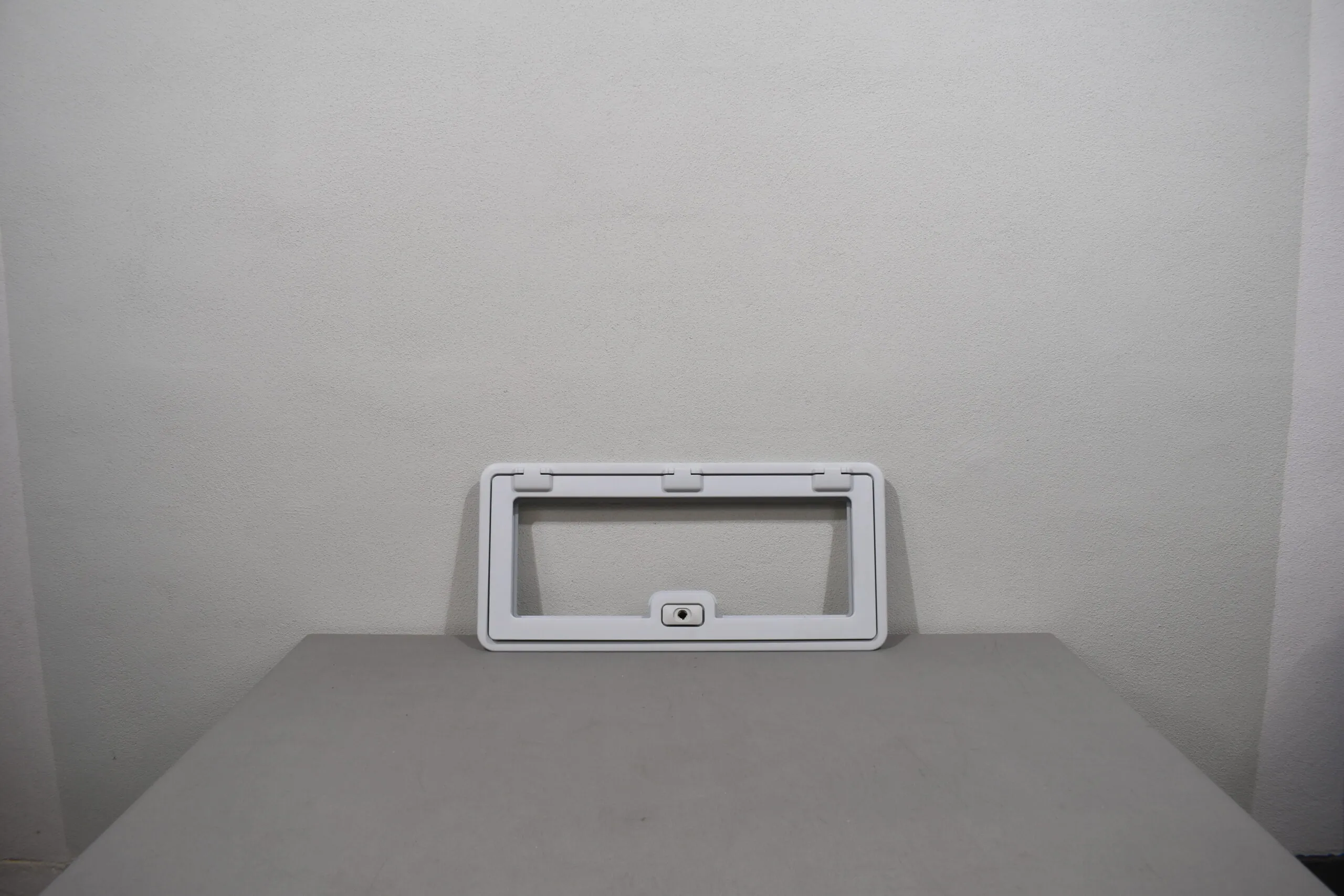 Klappenrahmen Kunststoff 345x735mm weiß